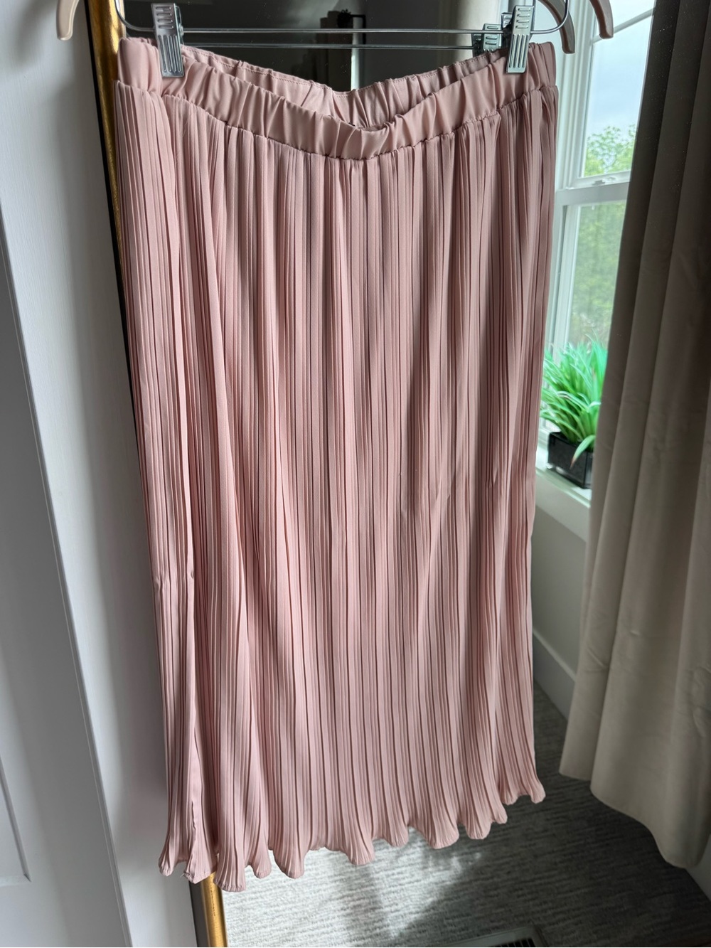 Adrianna Papell Blush Pleated Midi Skirt